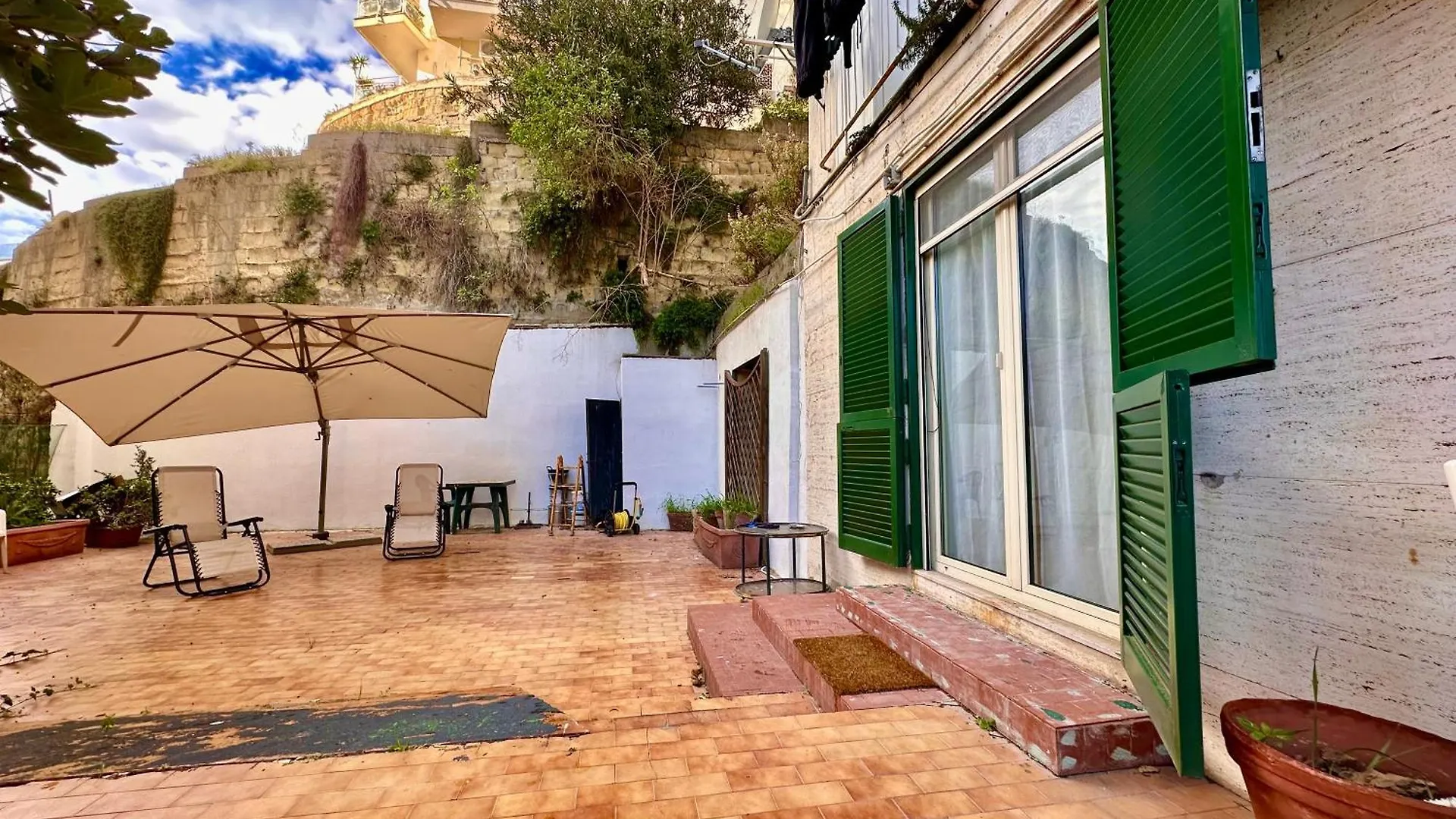 Life In Naples location