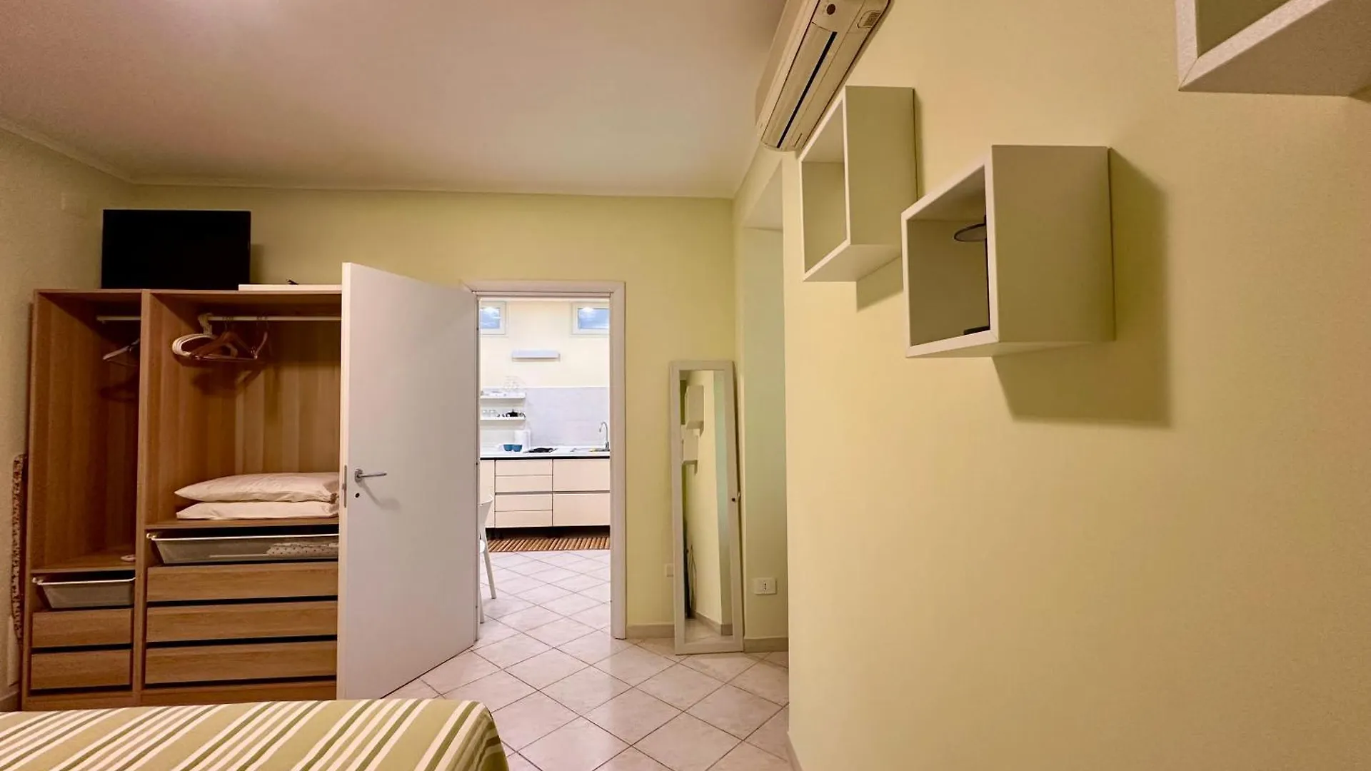 Life In Naples Apartment
