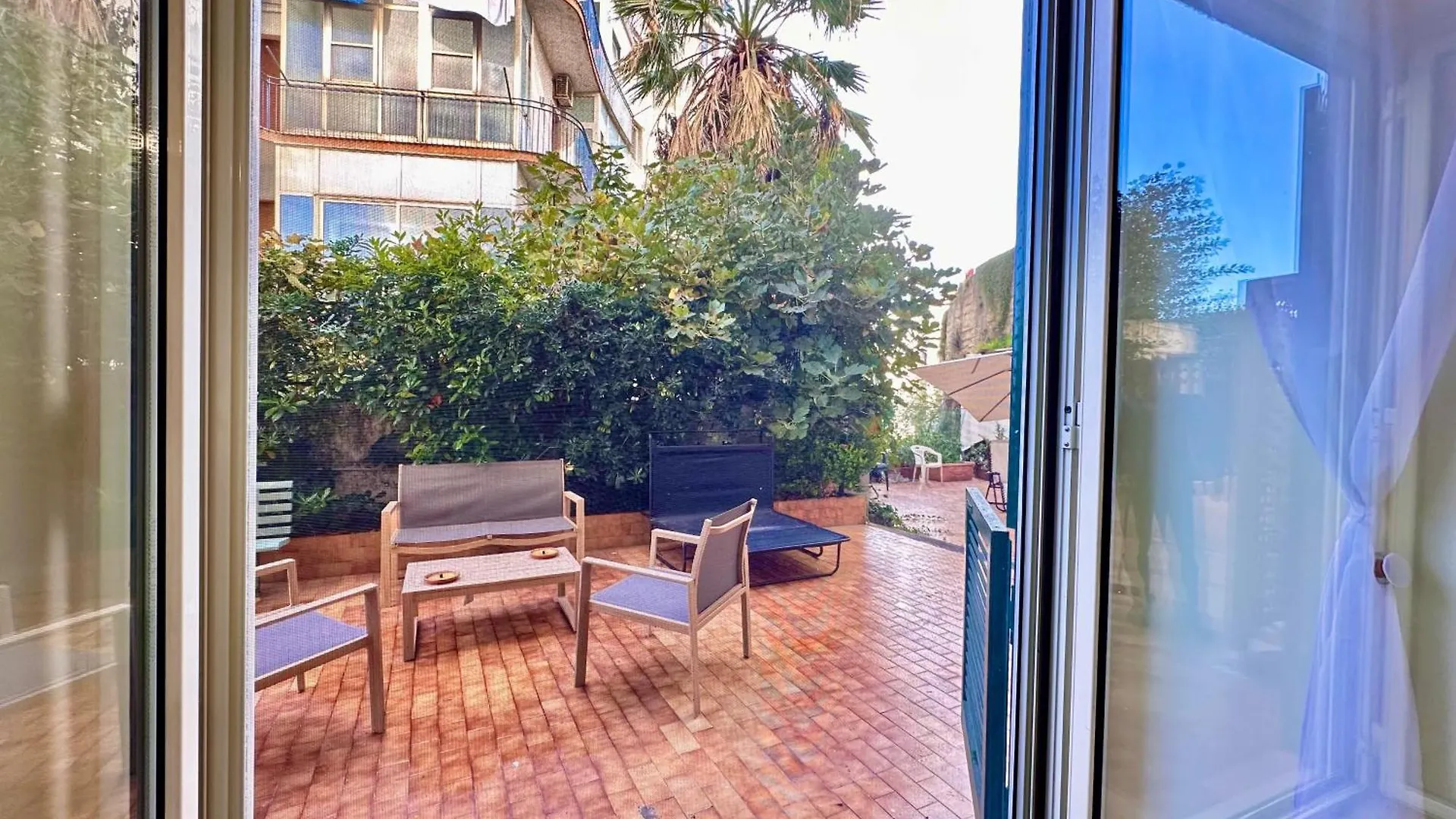 Life In Naples Apartment