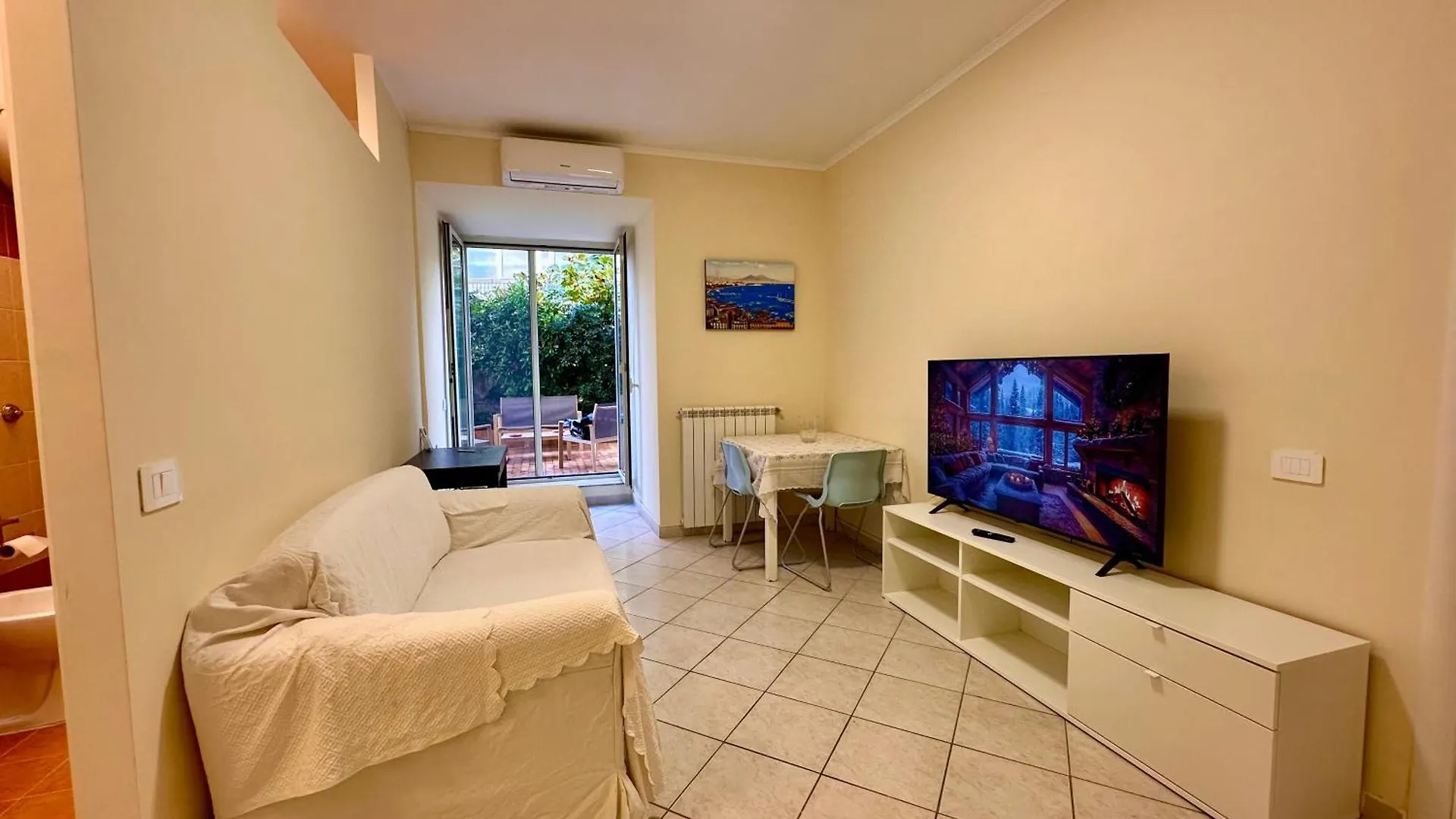 Life In Naples Apartment