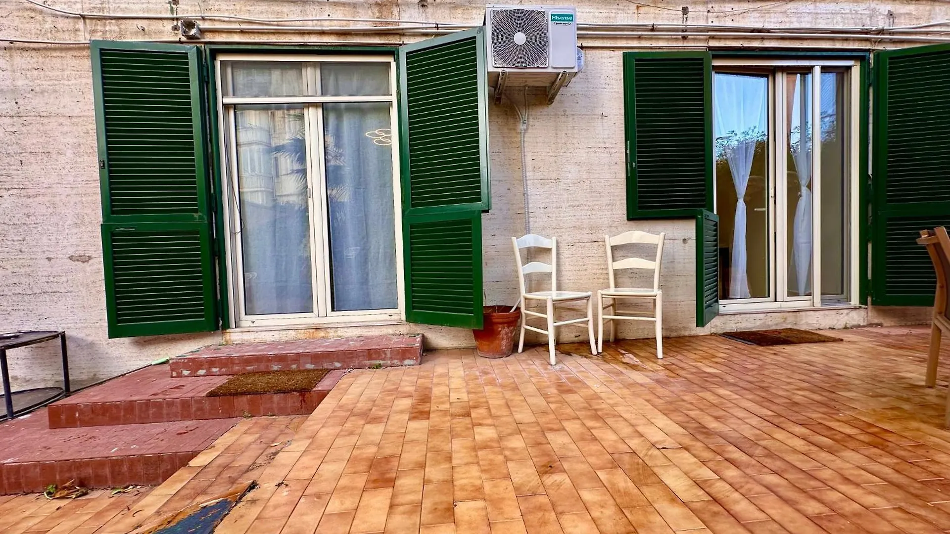 Life In Naples Apartment