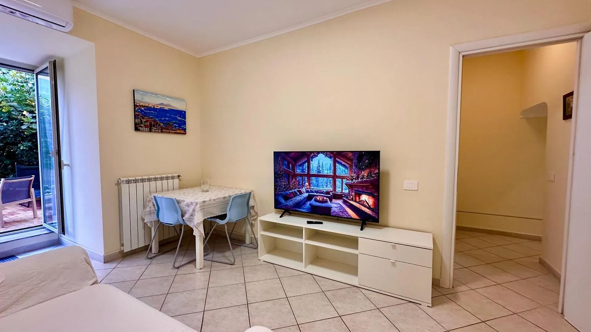 Life In Naples Apartment